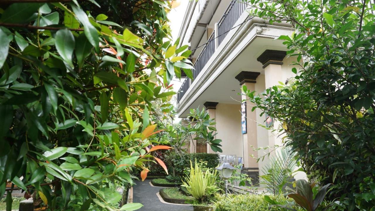 Nyuh Gading Accommodation Ubud Exterior photo
